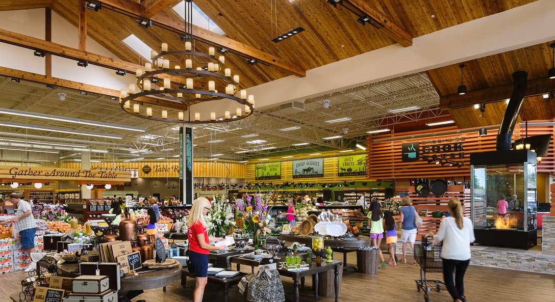 Tables Come To Life At The New Reasor's In Tulsa, Oklahoma